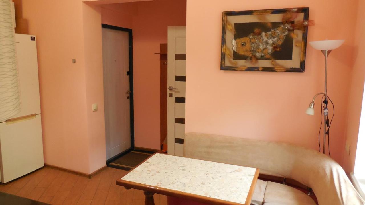 2 Room Apartment Near Opera House ลวีฟ ภายนอก รูปภาพ